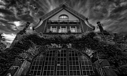 H - VILLA_HUESGEN - wide - 1_Edit.jpg
