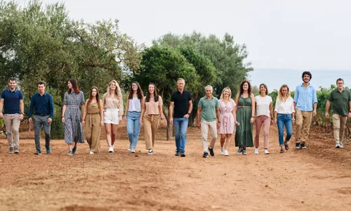 H - The Wine People - wide - 27_Edit.jpg