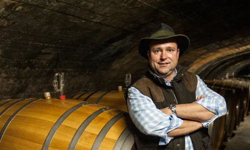 H - Nik Weis - wide - 8_Edit.jpg